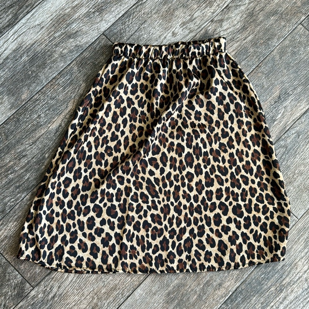 Forever 21 silk skirt